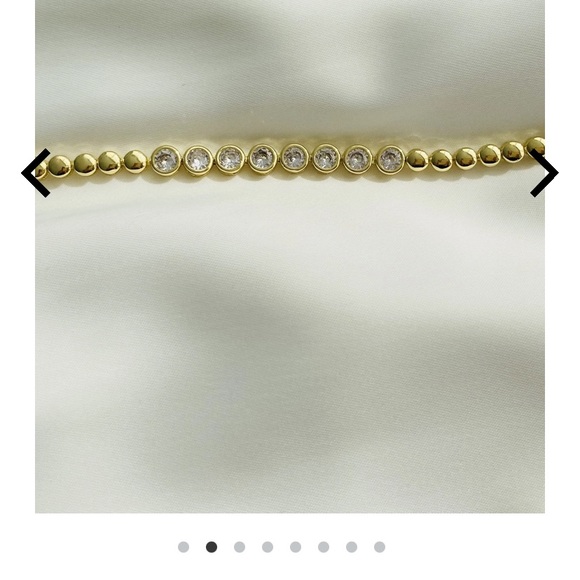 Gorgeous half bezel faux diamond bracelet - Picture 2 of 3